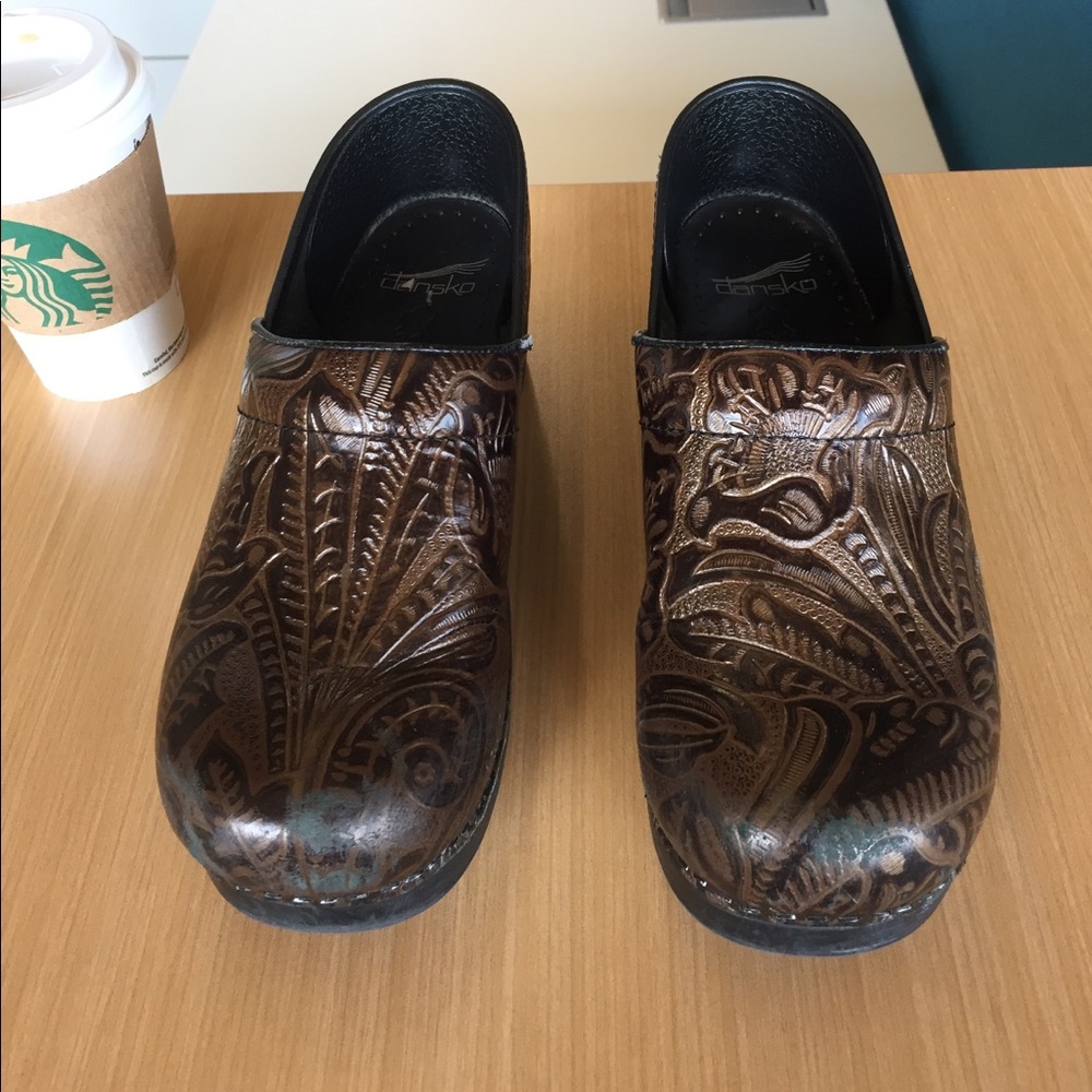 Dan ski slip ons | size 39