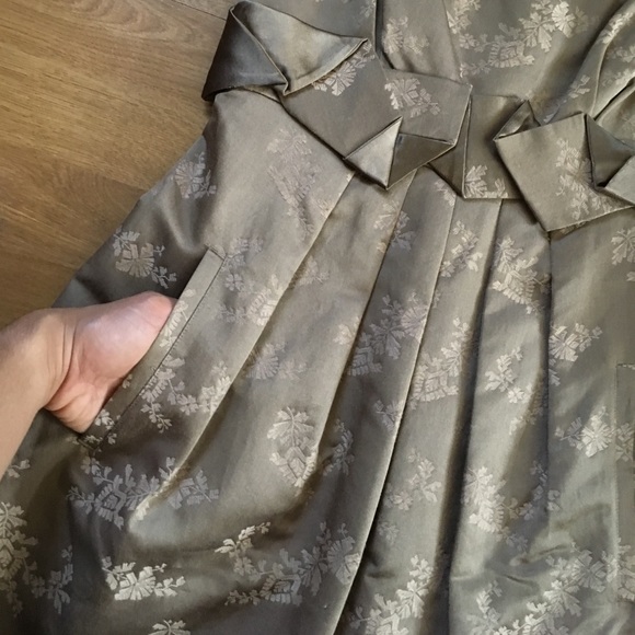 LAST CALL BCBG Elegant Floral Cocktail Dress - Picture 2 of 8