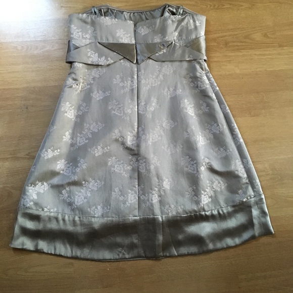 LAST CALL BCBG Elegant Floral Cocktail Dress - Picture 7 of 8