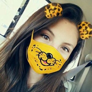 Meet your Posher, Elizabeth