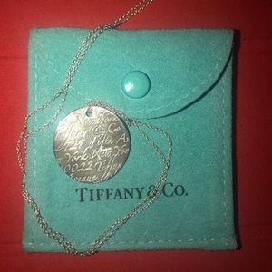 Tiffany & Co. 725 Fifth Ave New York Necklace
