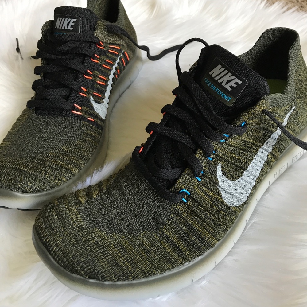 Nike Free RN Flyknit - Picture 3 of 8