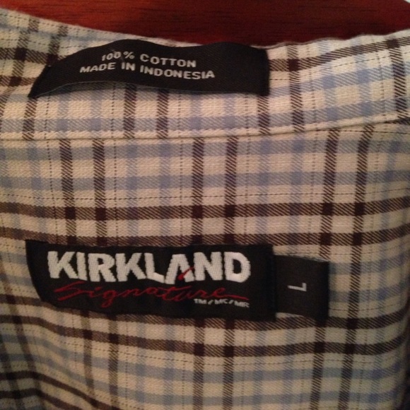 Button up - Picture 2 of 2