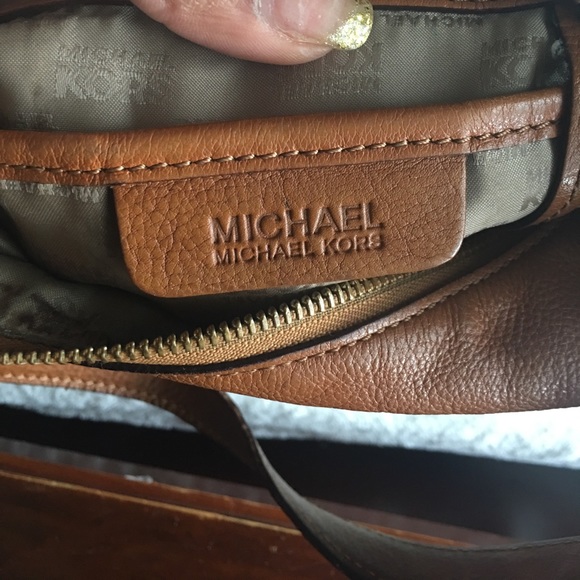 Carmel Hobo Gold Studded Handbag - Picture 5 of 5