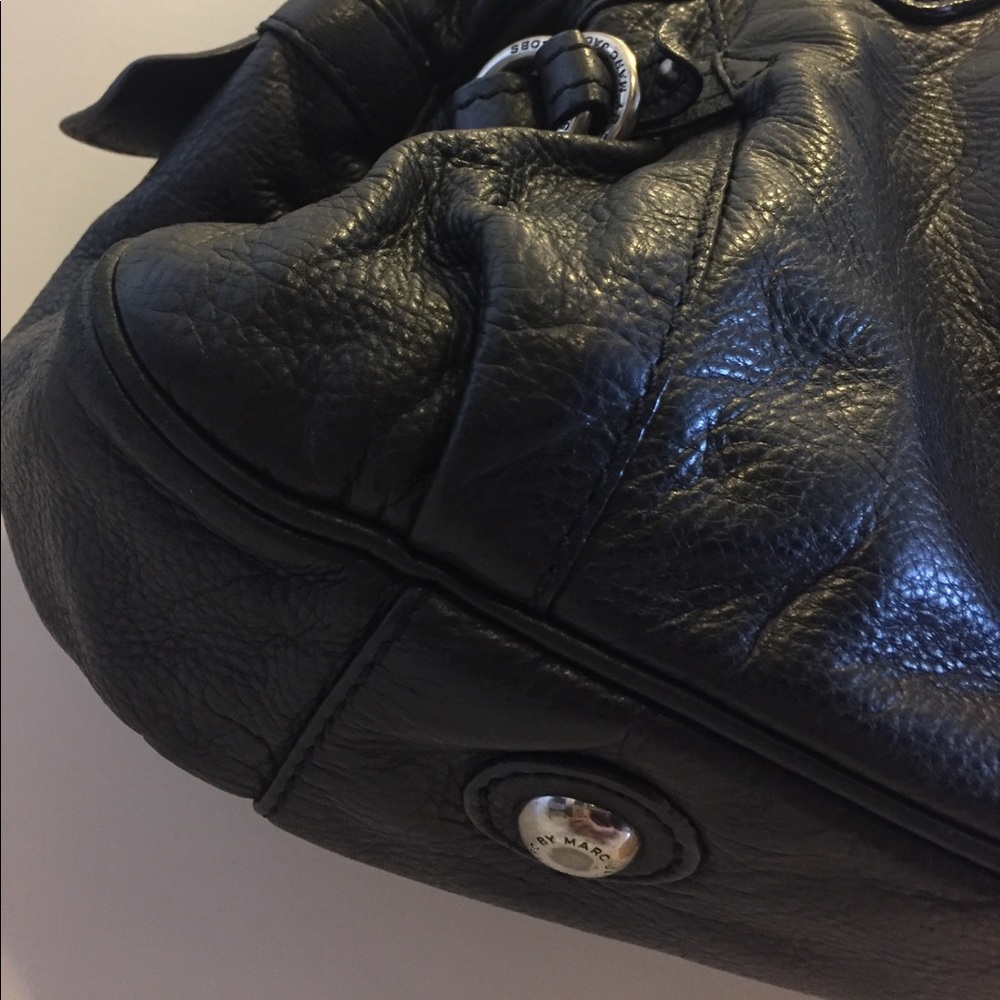 Marc by Marc Jacobs Leather Shoulder Bag - Picture 7 of 8