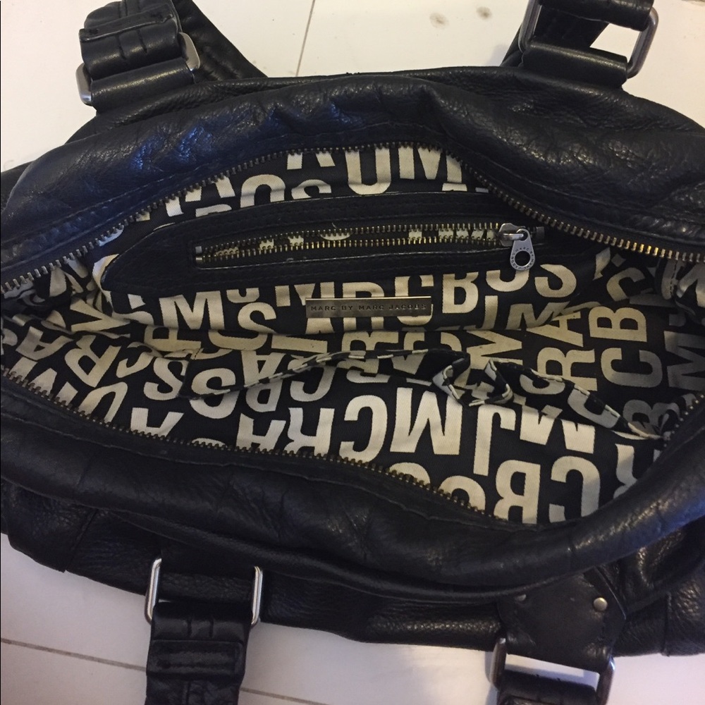 Marc by Marc Jacobs Leather Shoulder Bag - Picture 8 of 8