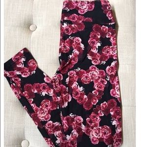 Lula Roe rose heart leggings