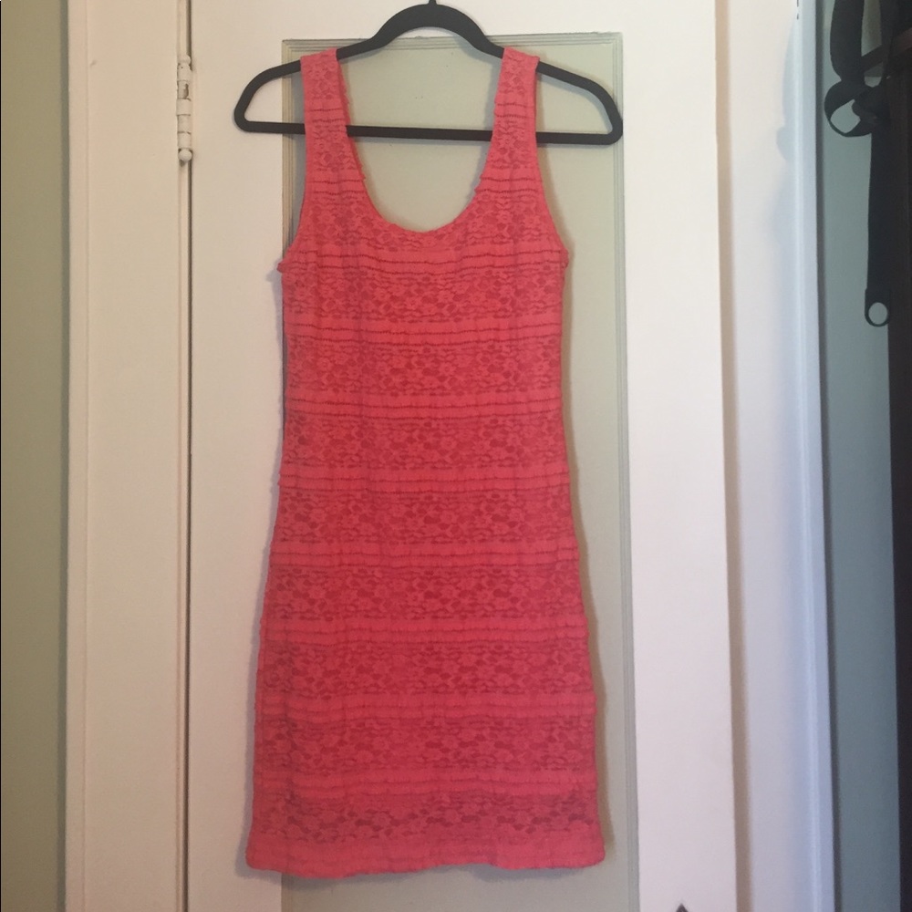 Forever 21 pink lace dress