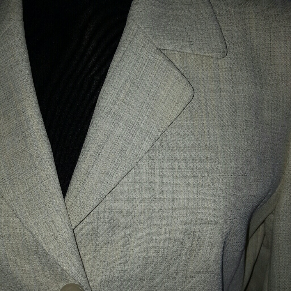 Jacket - Picture 2 of 4