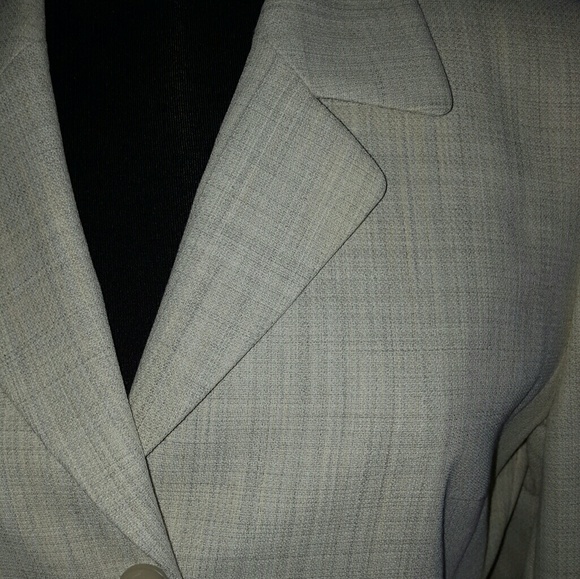 Jacket - Picture 2 of 4