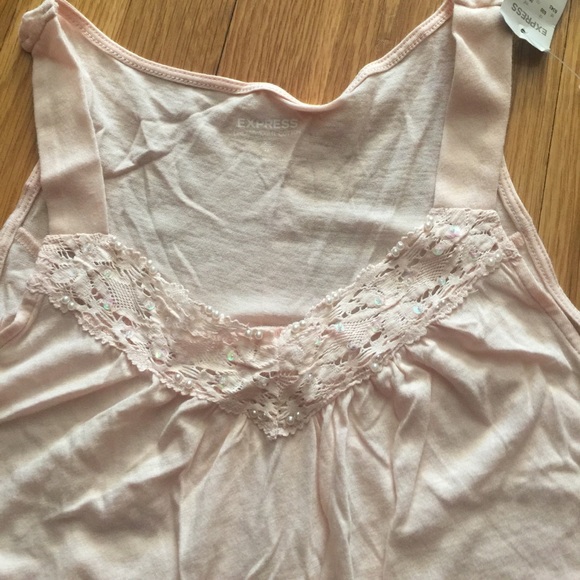 Light pink tank - Picture 2 of 2