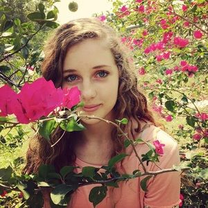 Meet your Posher, Megan