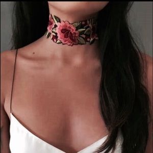 Flower appliqué choker