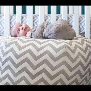 Gray Cheesecloth & White Knit Blanket Photo Prop