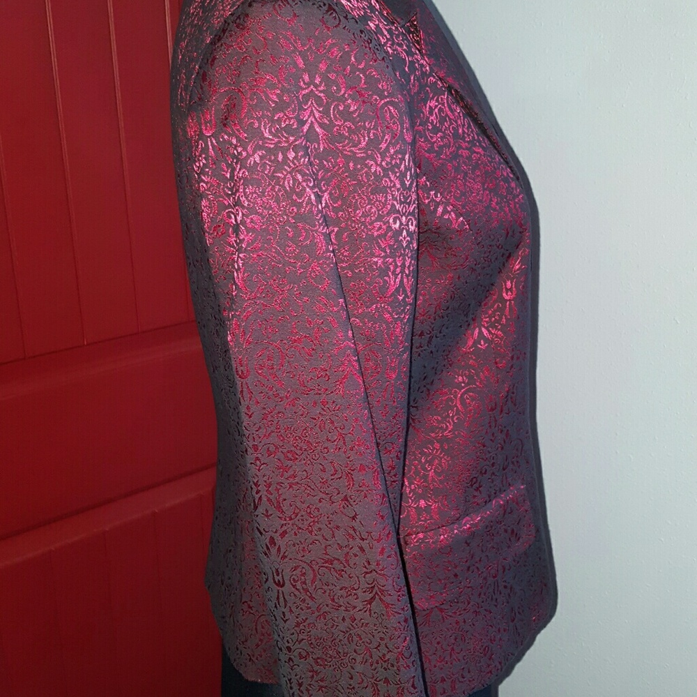 Jacket - Picture 3 of 4