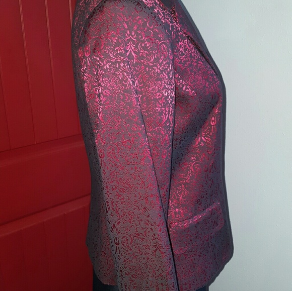 Jacket - Picture 3 of 4