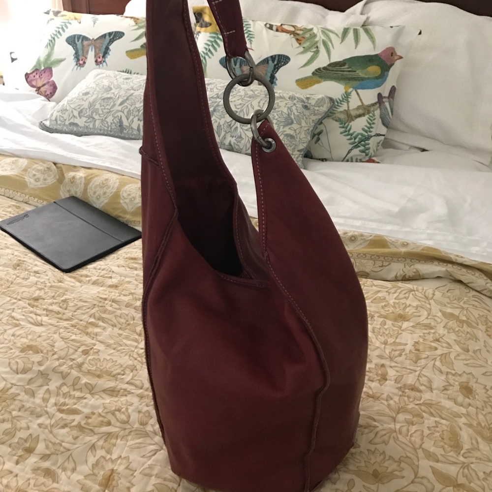 Leather handbag