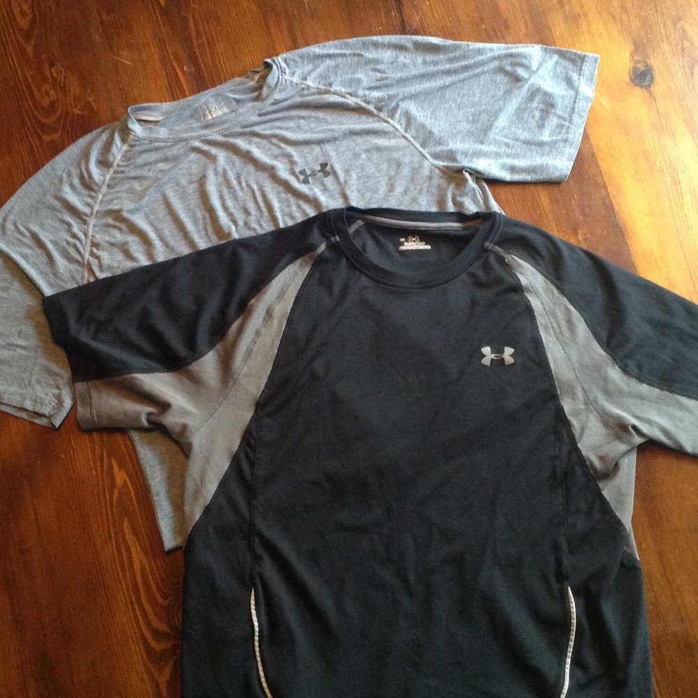 UA Men's athletic shirts (2) Size Large