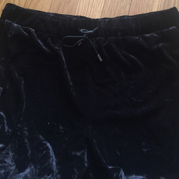 Black velour pants - Picture 2 of 2