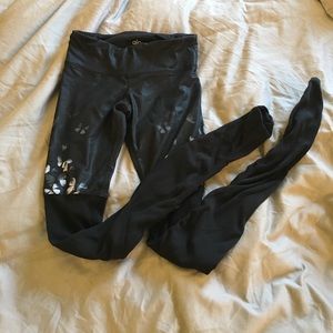 NEW Alo yoga goddess leggings, butterfly print