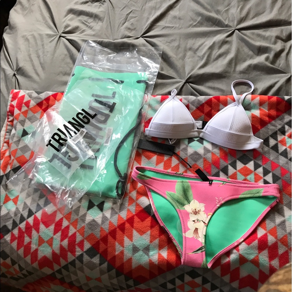 Triangl swimsuit!