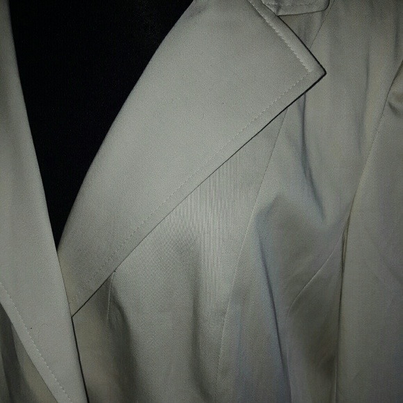 Jacket - Picture 2 of 4