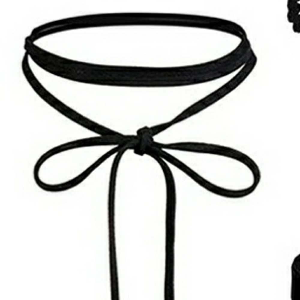 Black wrap choker