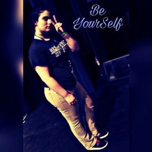 Meet your Posher, Emmaly