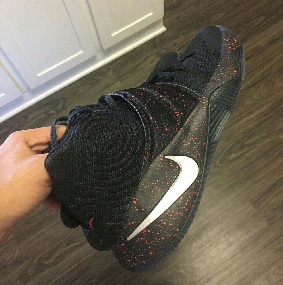 Kyrie 2 "speckled"