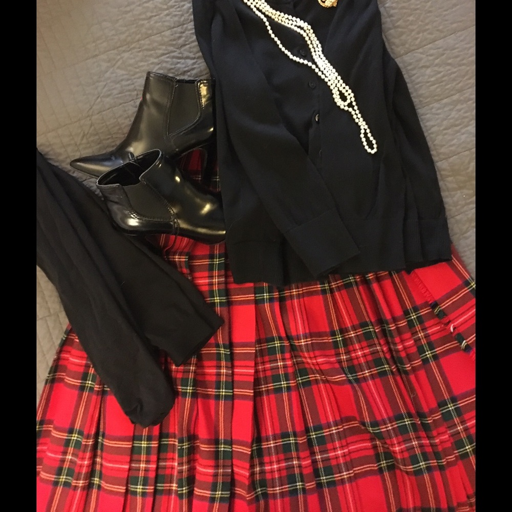 Vintage Scottish red Tartan plaid wool skirt