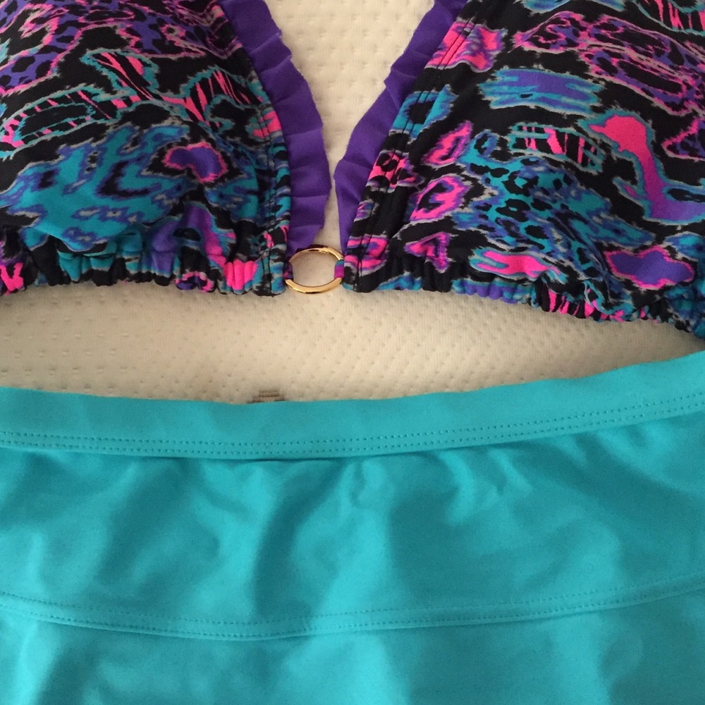 Ruffled bikini