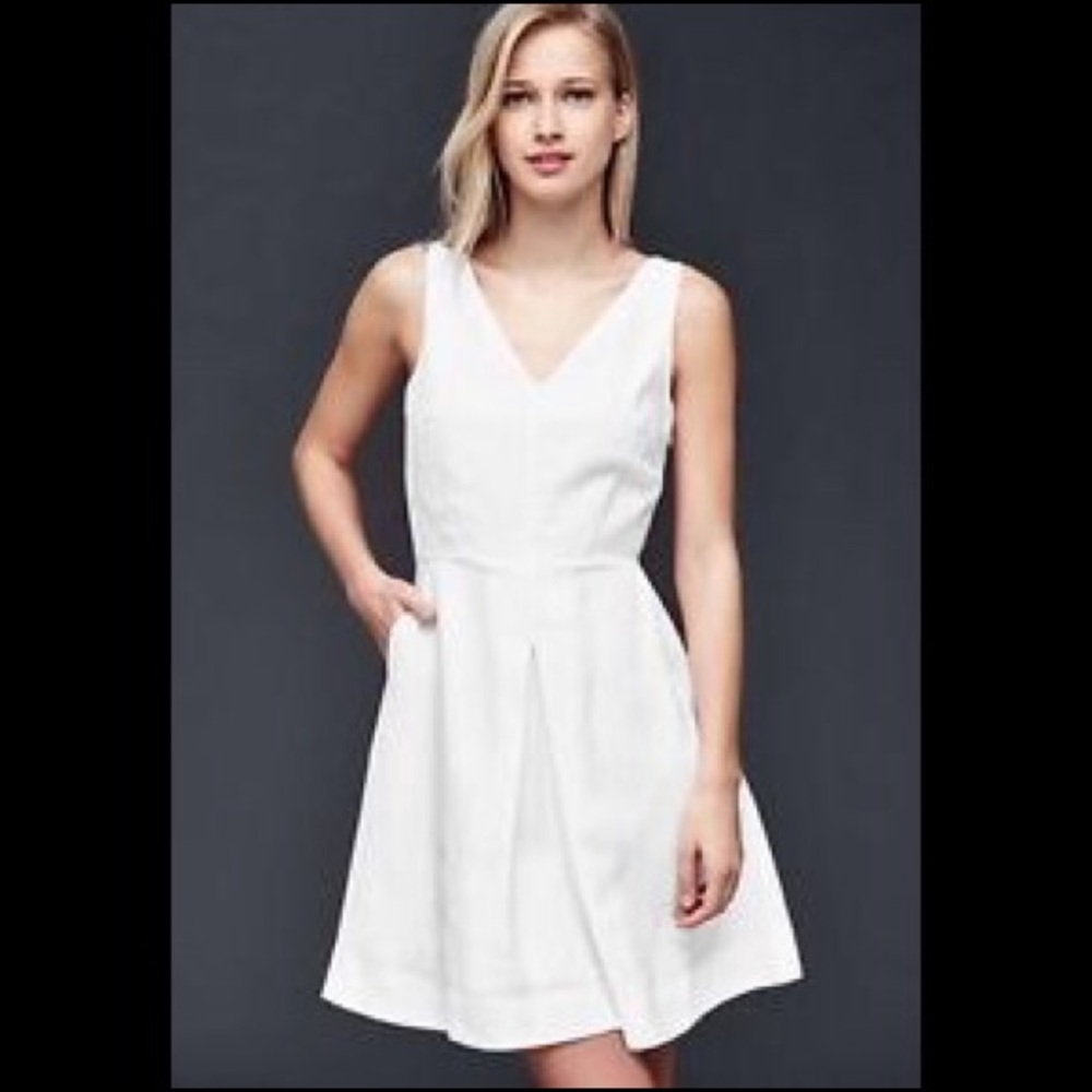 GAP white linen dress ⭐️