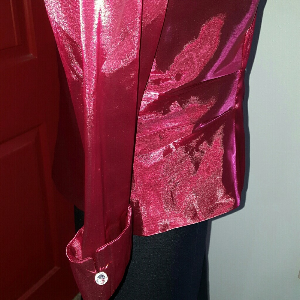 Top - Picture 4 of 5