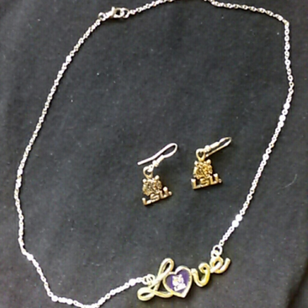 LUS silver love necklace & dangle earrings