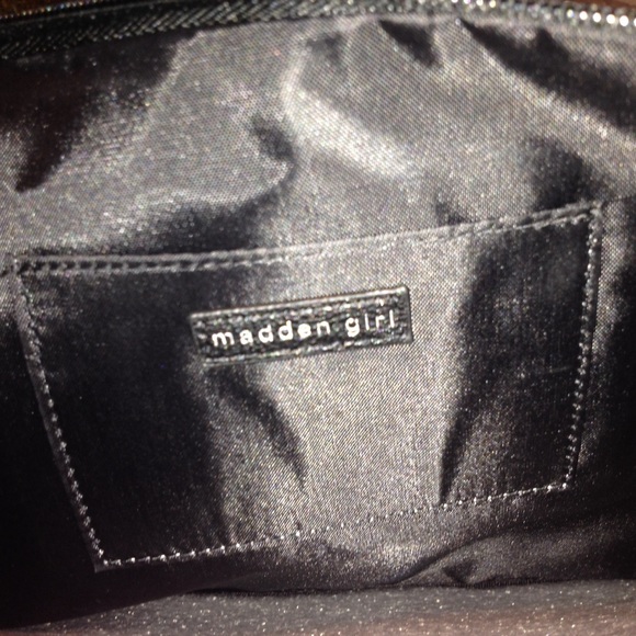 Madden girl large pouch bag NWOT - Picture 4 of 4