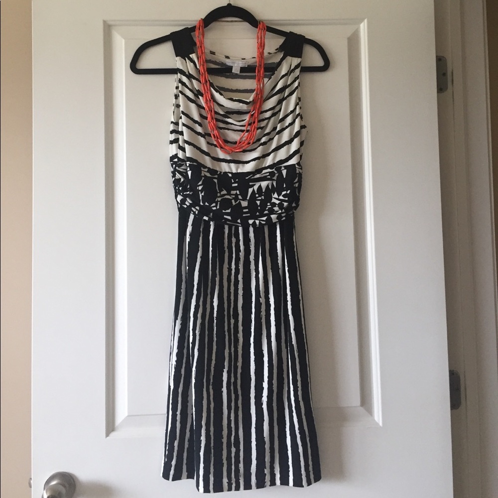 Black and White Sleeveless Dress