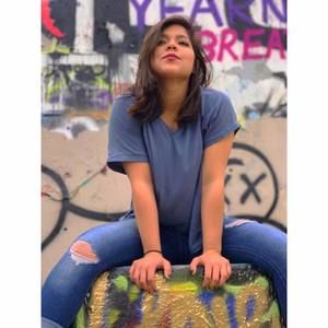 Meet your Posher, Lucia