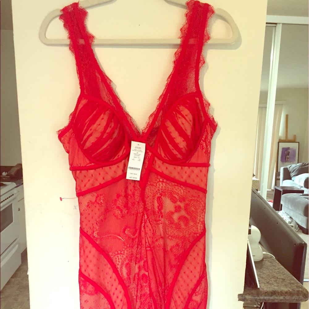 BEBE red lace dress!