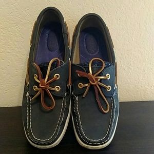 Navy sperry shoes