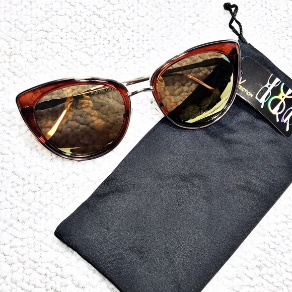 🎉HP🎉 Amber Cat Eye Sunnies Mirrored Lens - Picture 2 of 3