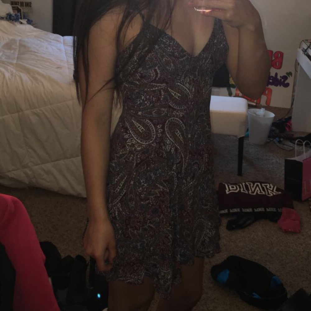 AE Printed Dress - Picture 3 of 8