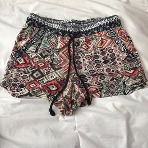 Loose shorts