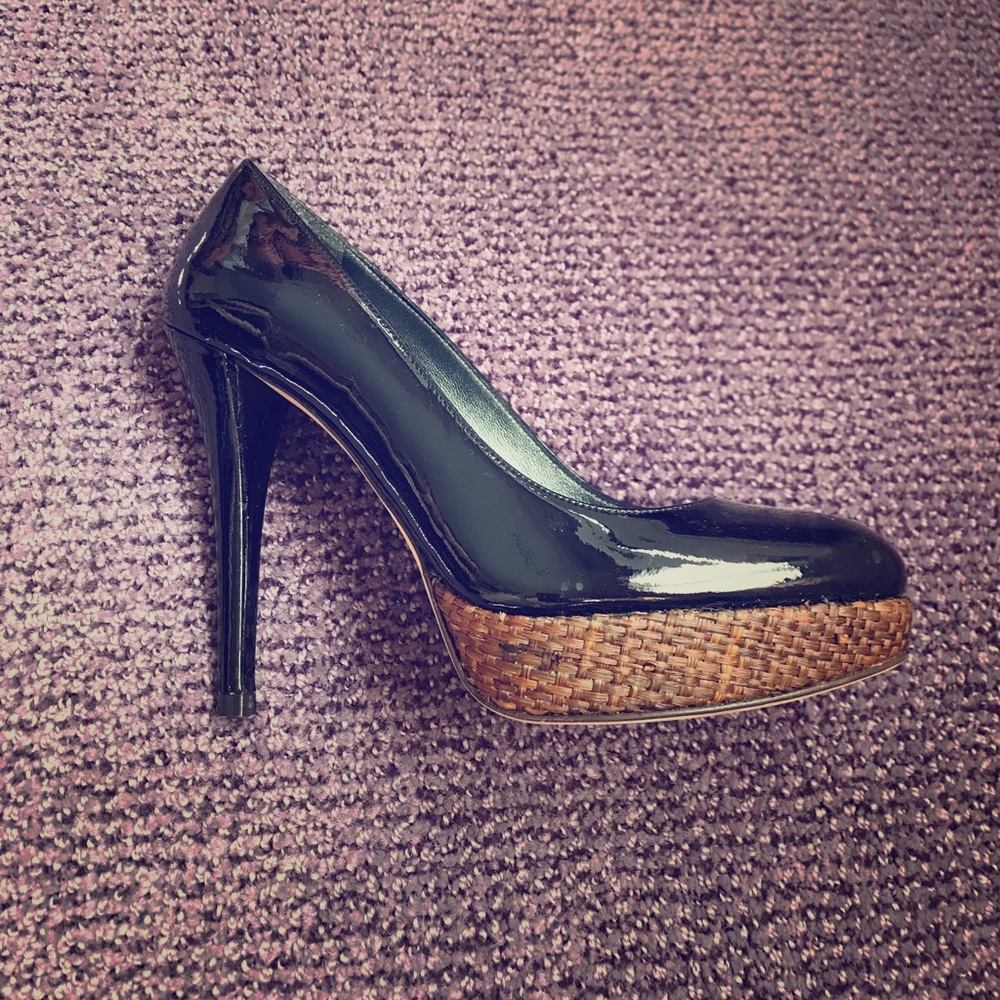 stuart weitzman platform heels