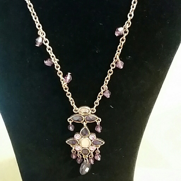 Elegant Drop Necklace - Picture 1 of 3