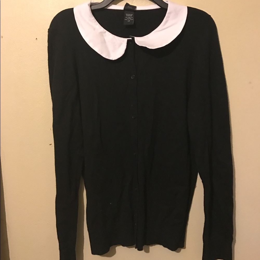 Hot Topic Alice In Wonderland Cardigan