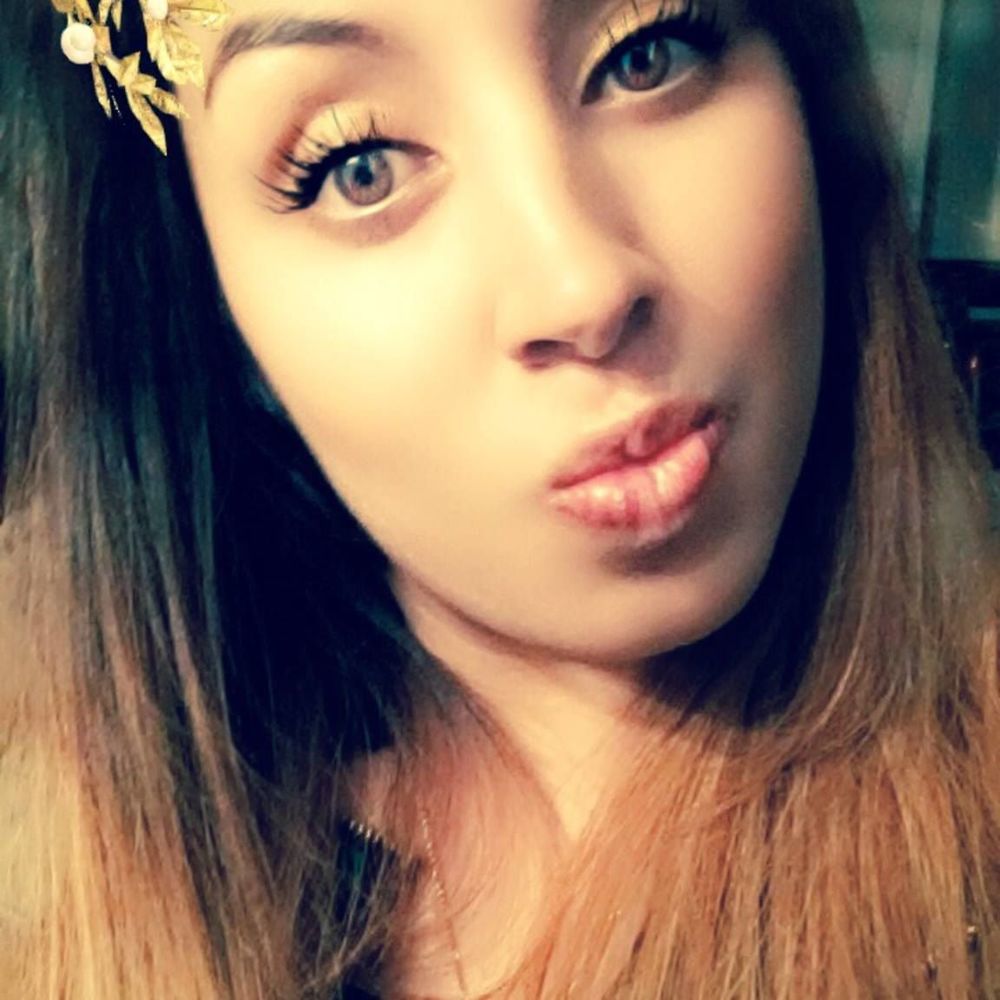 Meet your Posher, Brenda