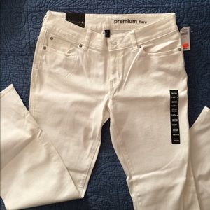 GAP Premium flare white denim jeans