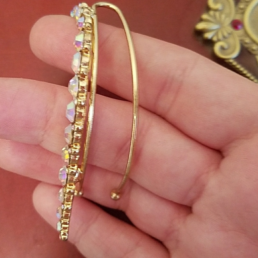 Ear cuff - Picture 2 of 3
