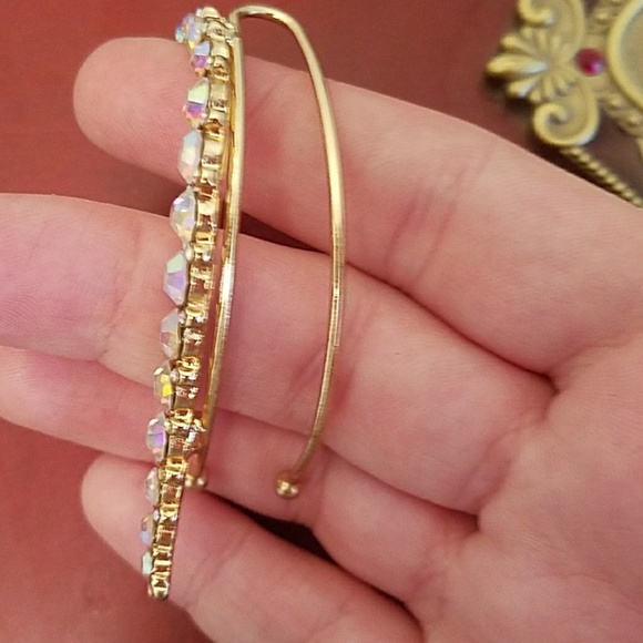 Ear cuff - Picture 2 of 3