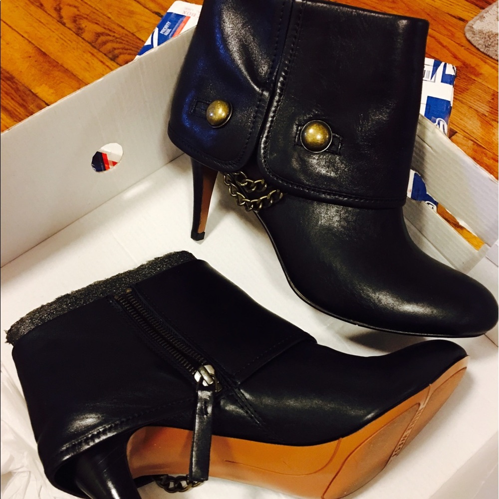 Aldo ankle booties 7.5 NWB